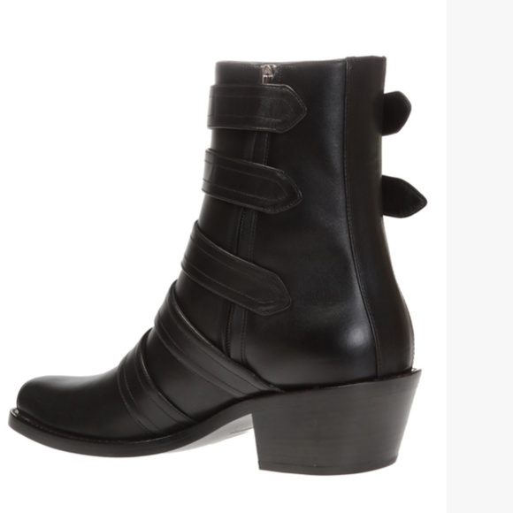BURBERRY BURBERRY BLACK ‘ALBERTINA’ ANKLE BOOTS WITH CUT-OUT - Picture 6 of 11